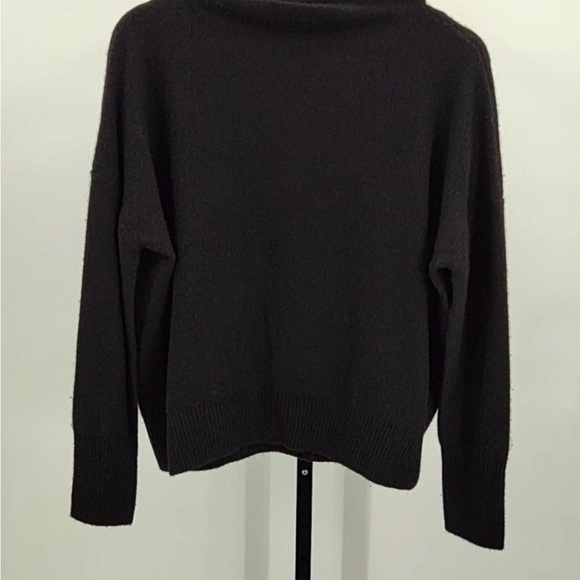 Quince Mongolian Cashmere Funnel Neck Medium - Picture 2 of 3